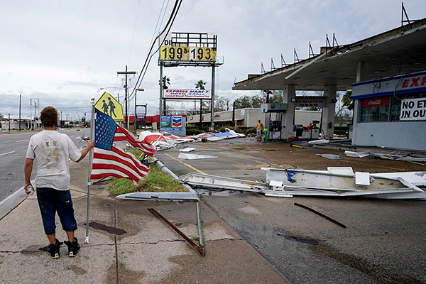 stores in strip mall impacted by hurricane