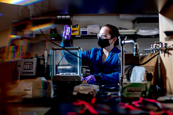 student working in chemical engineering lab